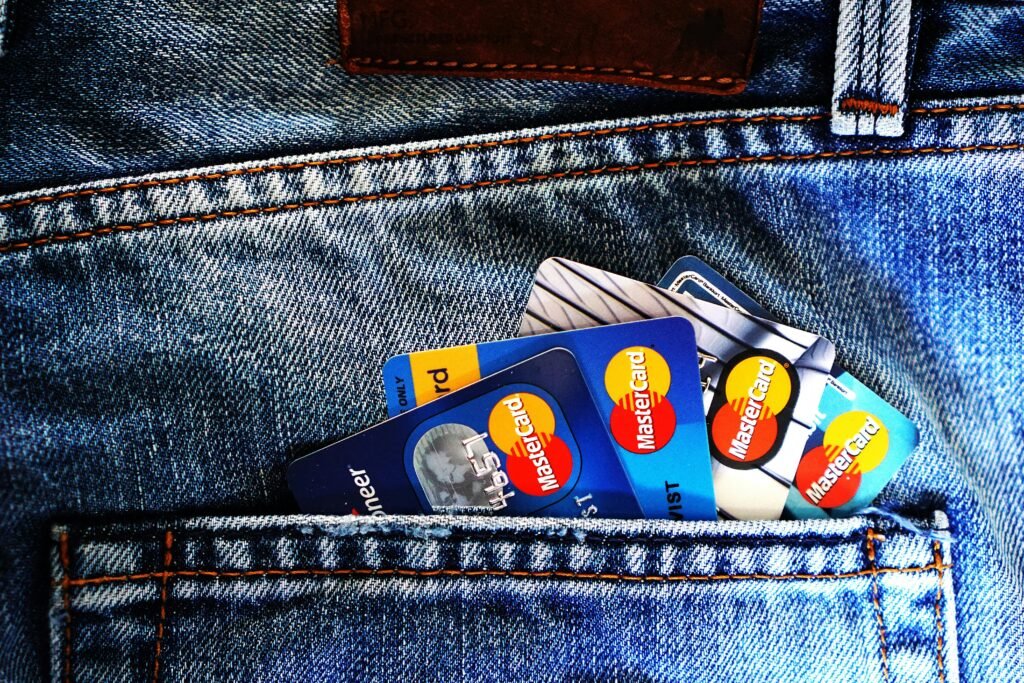 credit-cards-in-pocket.jpg.